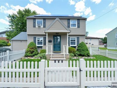 46 Park St, Little Ferry, NJ, 07643