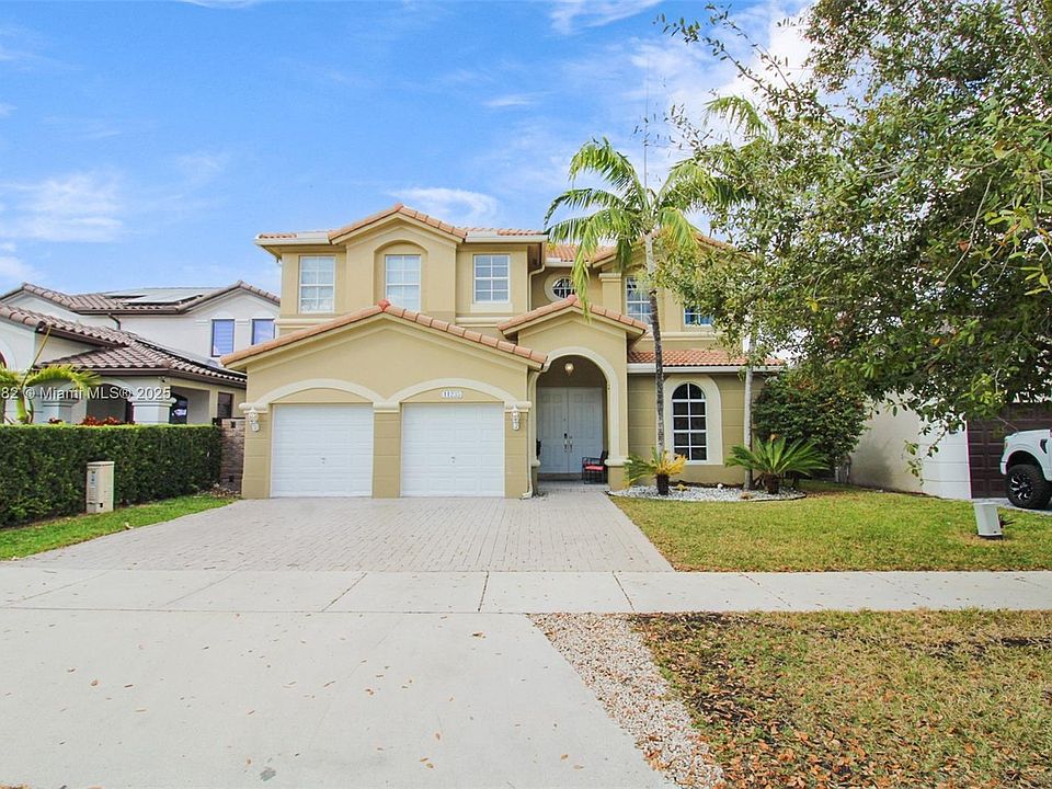 1st image of 11235 NW 79th Ln #000
