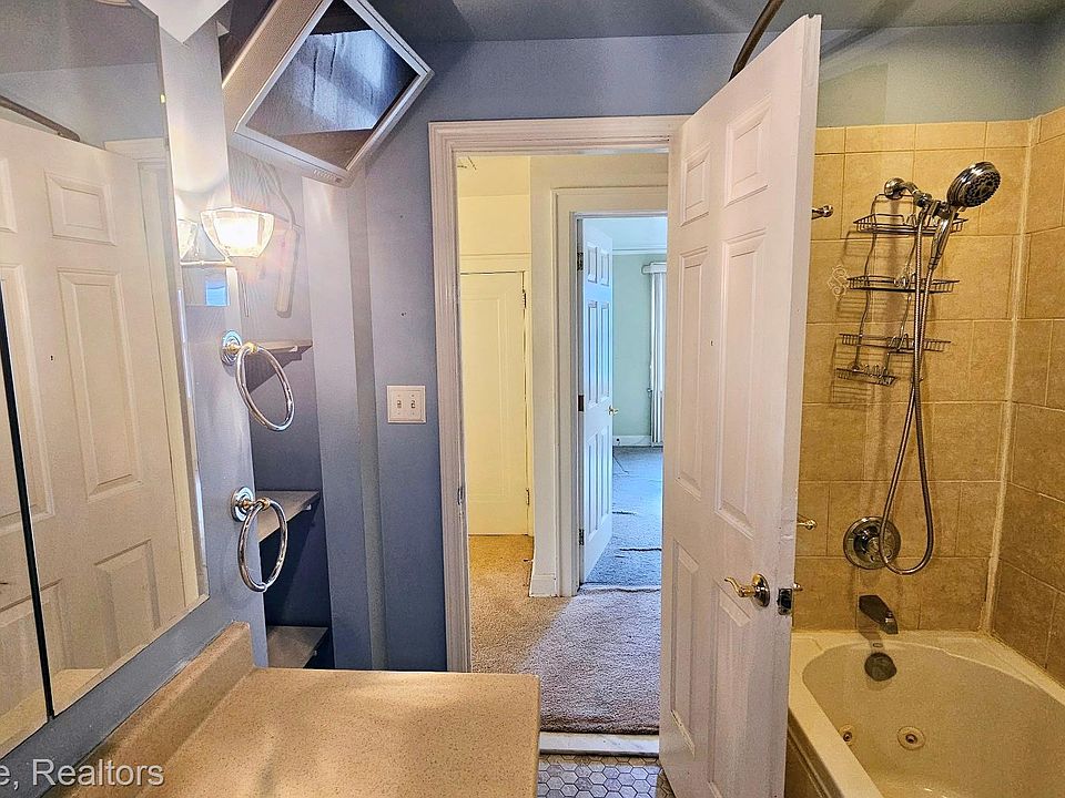 14866 Penrod St, photo 28
