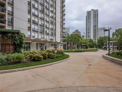 1360 N Clark St #1012C, Chicago, IL, 60610