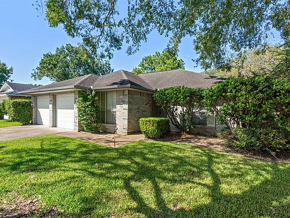2nd image of 16619 Red Gully Dr