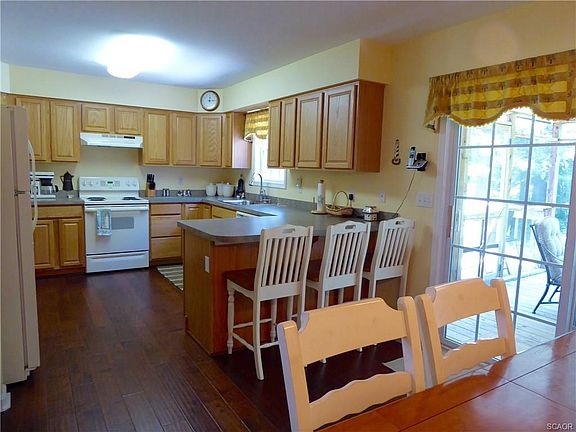 5th image of 33775 N Heron Dr