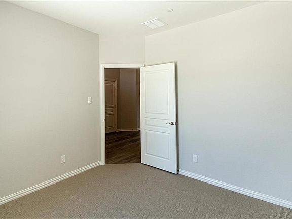 5th image of 7624 Echo Hill Ln