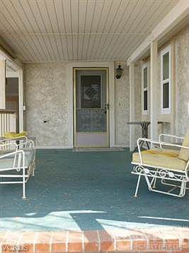 4th image of 46 Poinsettia Gardens Dr #46