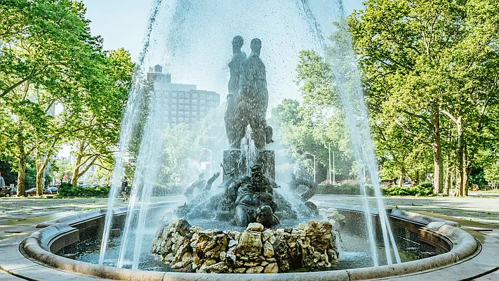 Rented by Nooklyn NYC LLC | media 31