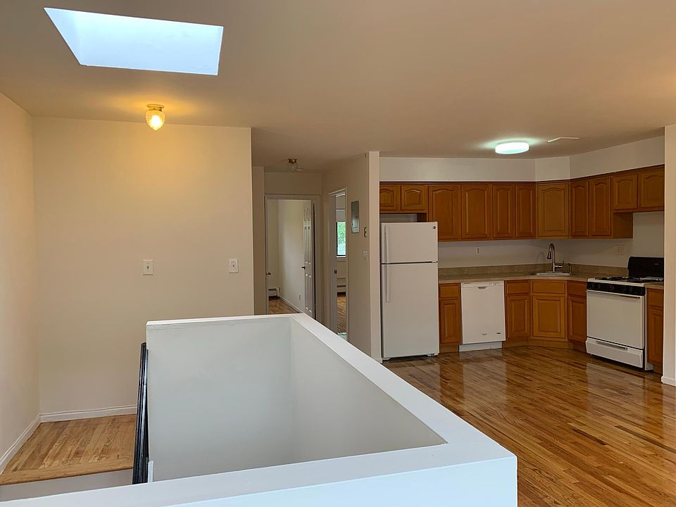 1st image of 18 Gabriel Dr #2