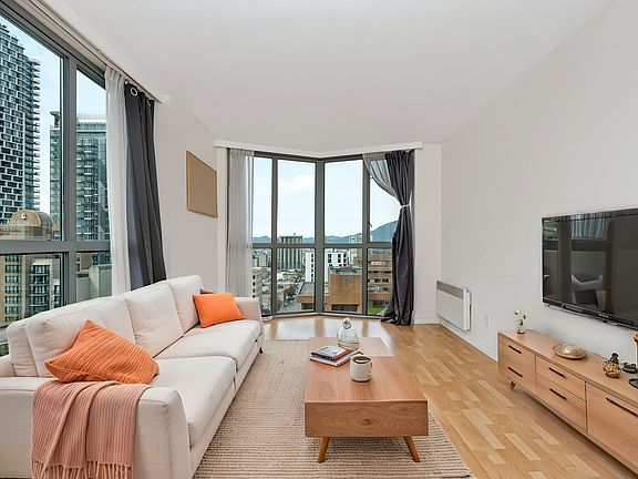 2nd image of 1188 Howe St #2401