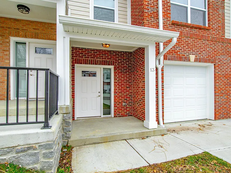 463 Columbus Ave — Photo 40