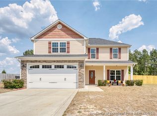 2237 Sir Michael Dr, Hope Mills, NC 28348