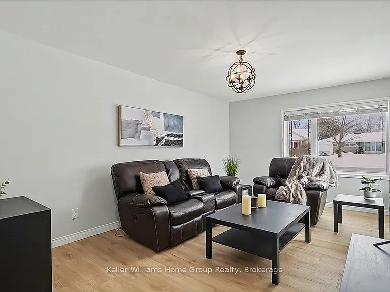 1520 Concession Rd — Photo 3