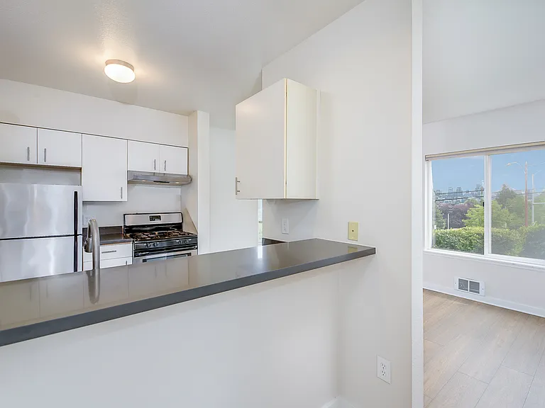 3809 Whitman Ave N — Photo 1