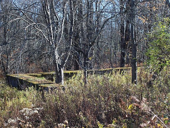 4th image of 336 Dutch Hill Road