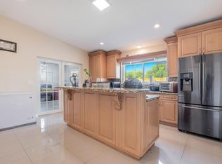 6824-6824 SW 5th St, Hollywood, FL 33023