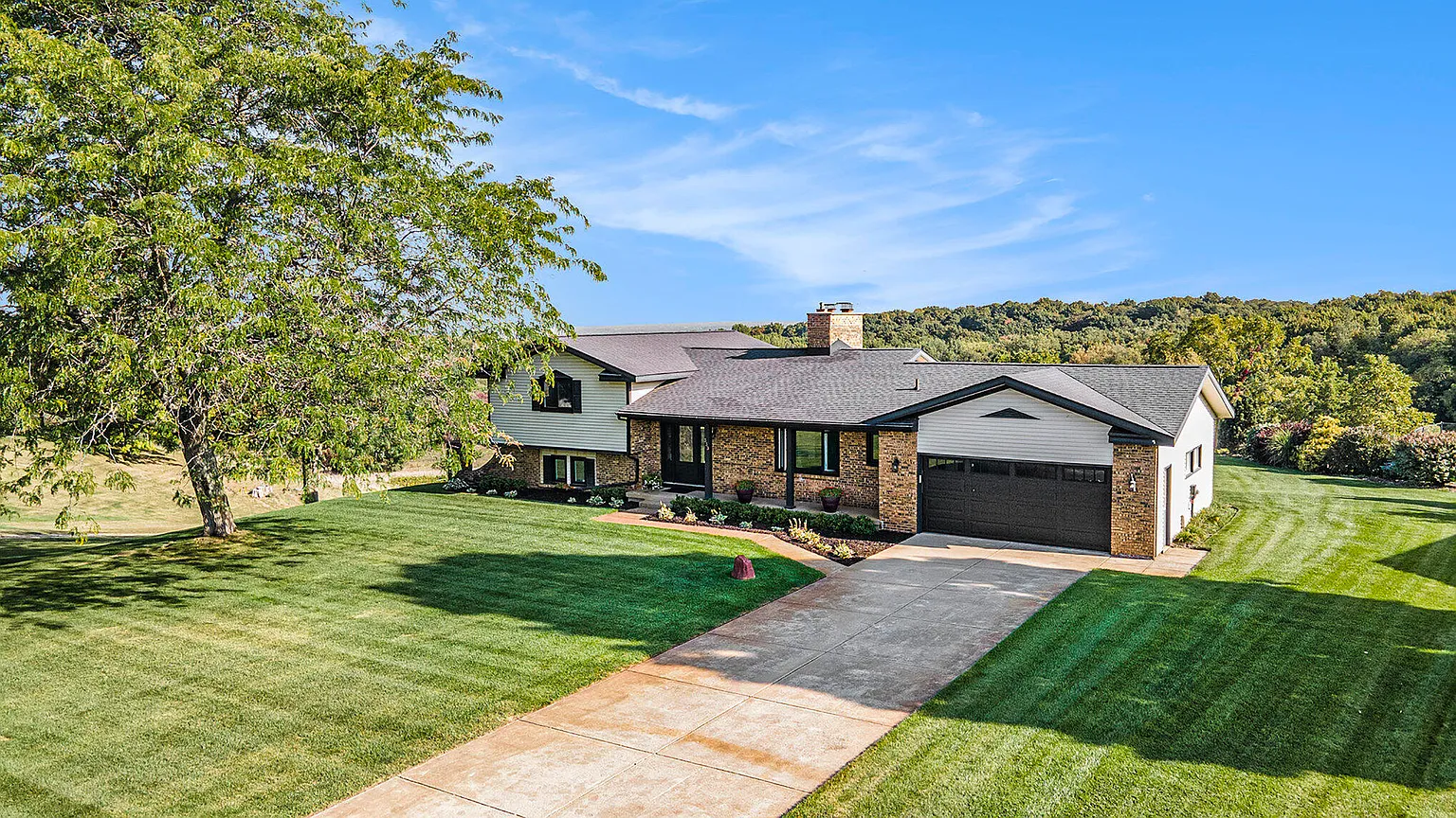 333 Sorrento Dr SE photo 1