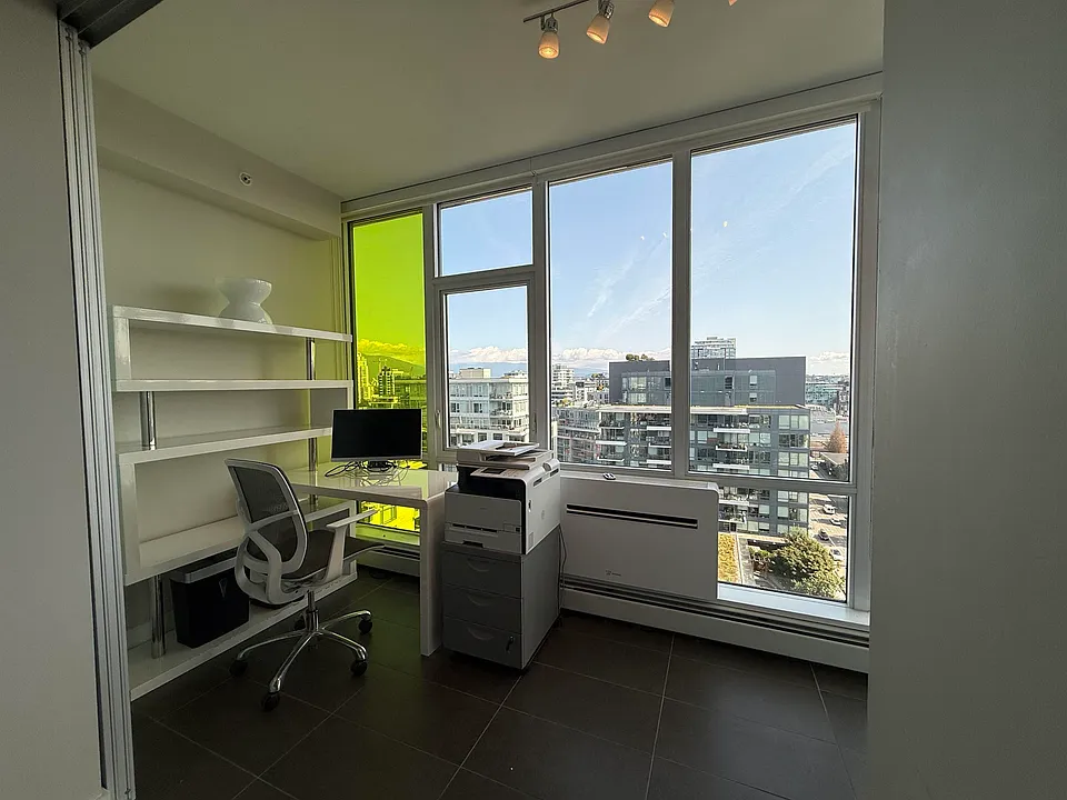 159 W 2nd Ave #1702
