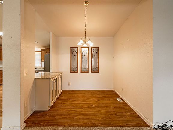5th image of 13216 NE 59th St Unit 21