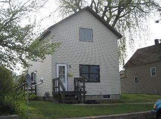 814 Section St, Norway, MI 49870