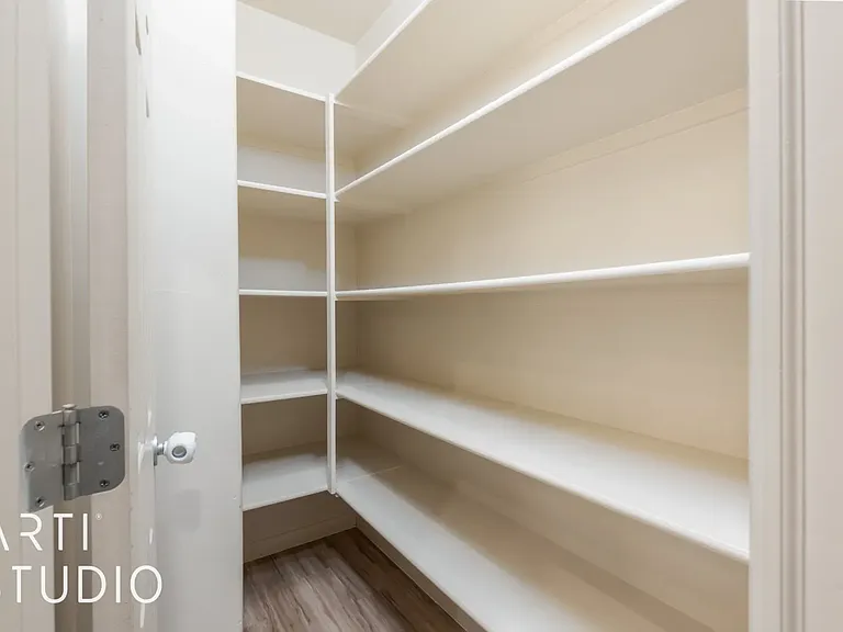 140 S 1250 W — Photo 16