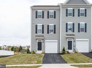 301 Hillsdale Pl, Martinsburg, WV 25403