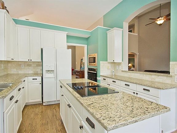 5th image of 8513 Kendall Dr