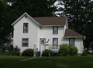 718 2nd Ave NW, Mount Vernon, IA 52314