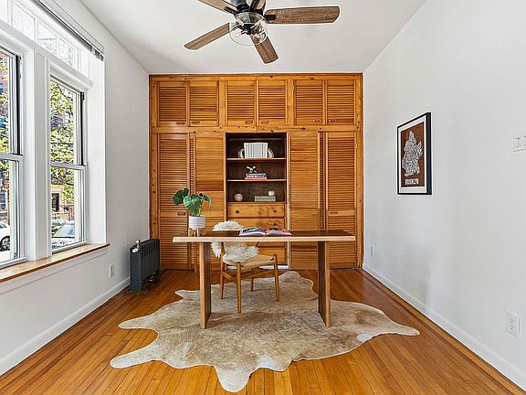 4th image of 826 43rd St APT 1