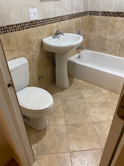 2 bed, 600 sqft, $2,250 — Photo 4