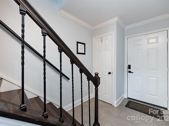 4th image of 5122 Fair Wind Ln