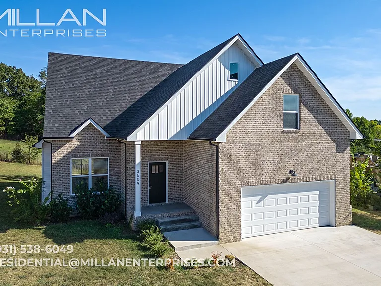 3509 Clover Hills Dr — Photo 1