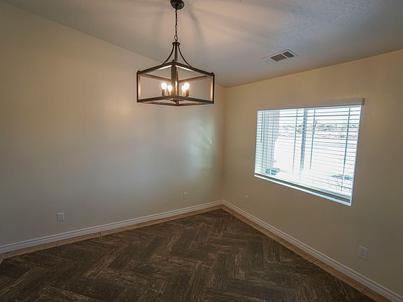 4th image of 9187 Mesa St #3D7DEF