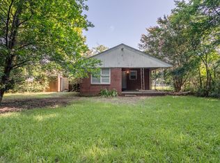 3632 Honeysuckle Rd, Montgomery, AL 36109