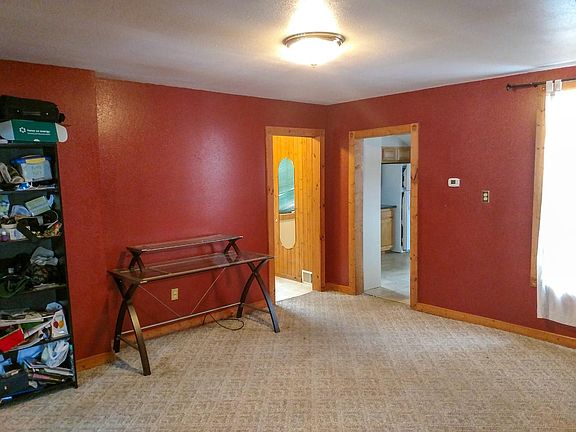 4th image of 107 W Lincoln Ave #W