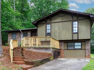 1100 Arcadia Cir, Hueytown, AL 35023