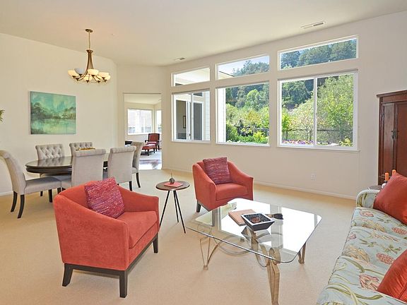 4th image of 115 Silverwood Dr