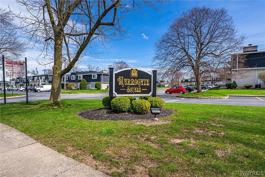 124 Harrogate Sq, Amherst, NY 14221 | Zillow