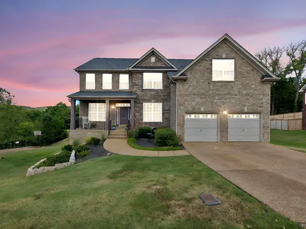 2071 Katherine Dr, Goodlettsville, TN 37072