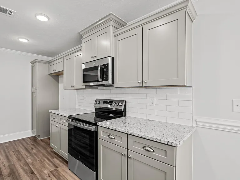 7320 Paisley Cir — Photo 13