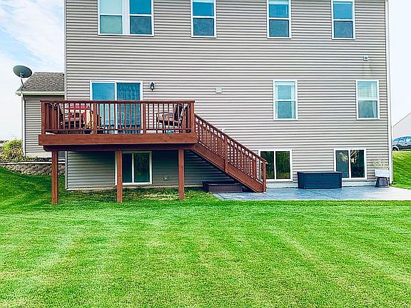 5th image of 2369 Mary Beth Ln