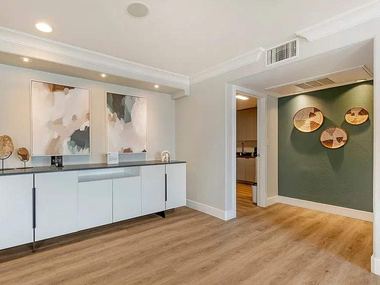 Leasing office
