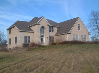 6617 Paulson Dr, Marengo, IL 60152