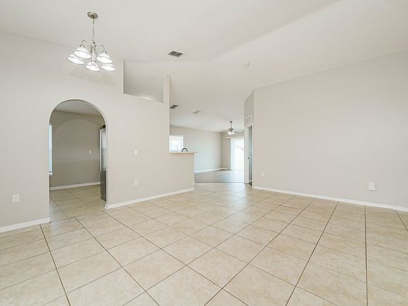 4th image of 5180 Gulf Sturgeon Ln