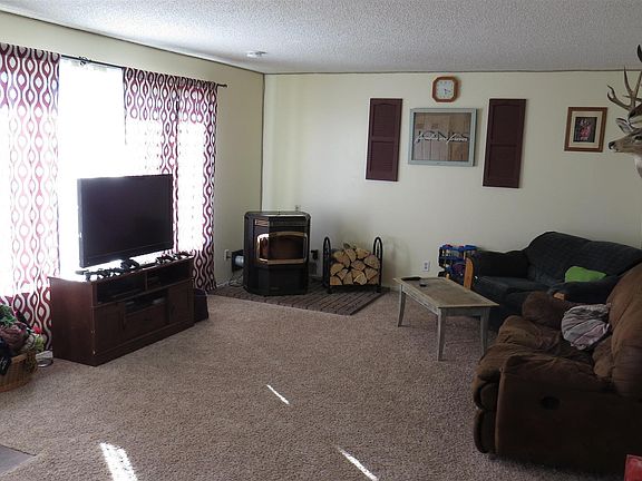 2nd image of 91 Cliff Dr