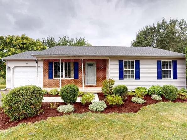 115 Abbotts Dr, Abbottstown, PA 17301