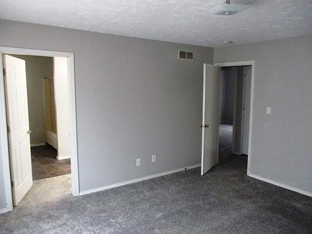 1503 Northbrook Dr — Photo 6