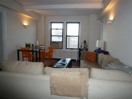 Rented by Oxford Property Group | media 1
