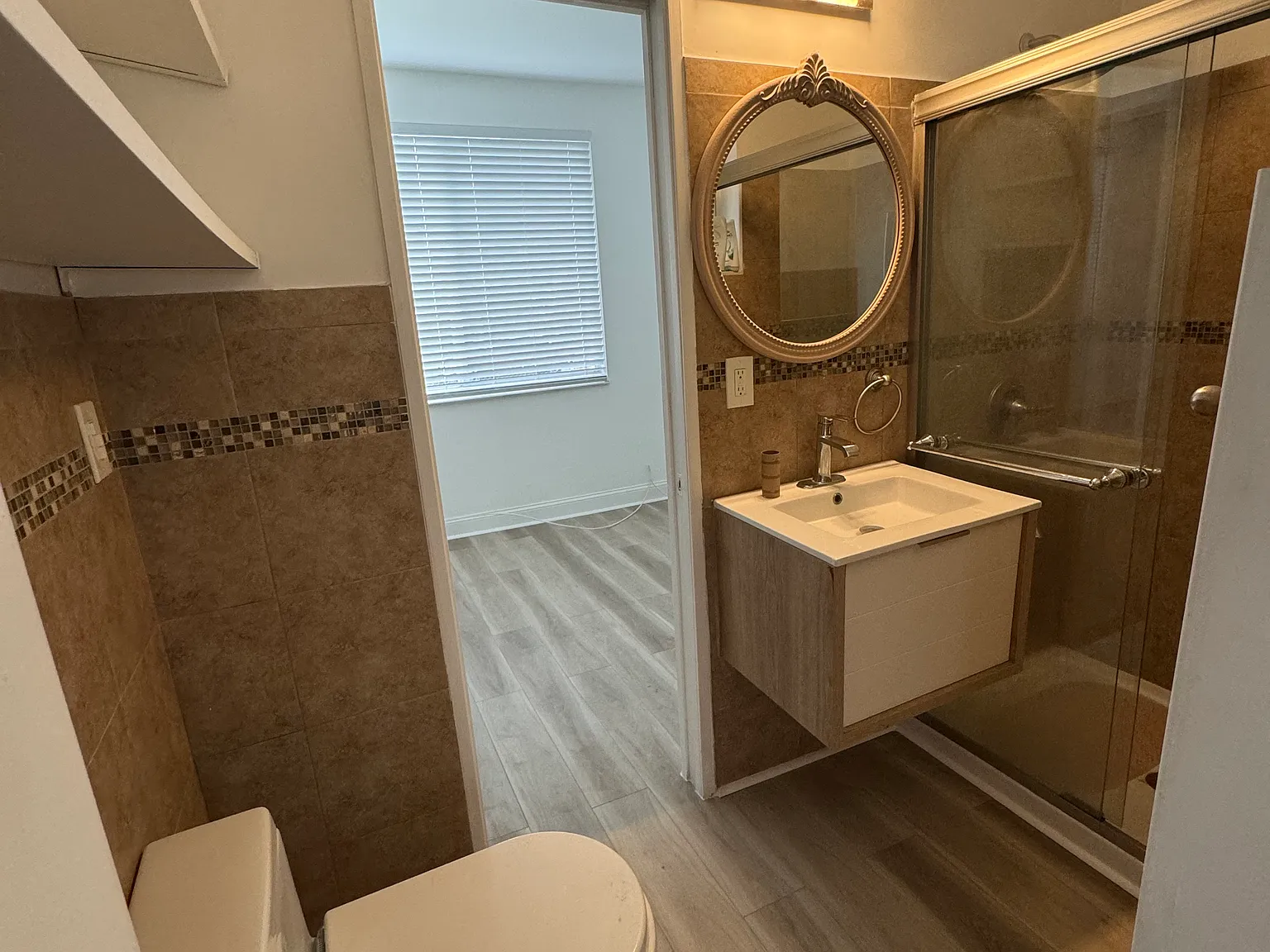 4 bed, $3,200 — Photo 2
