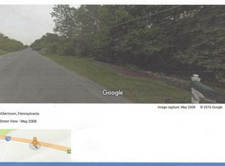 2740 Lanze Ln, Allentown, PA 18103