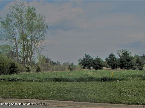 4th image of 1086 Foxborough Dr
