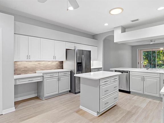 3rd image of 393 W Tangerine Square