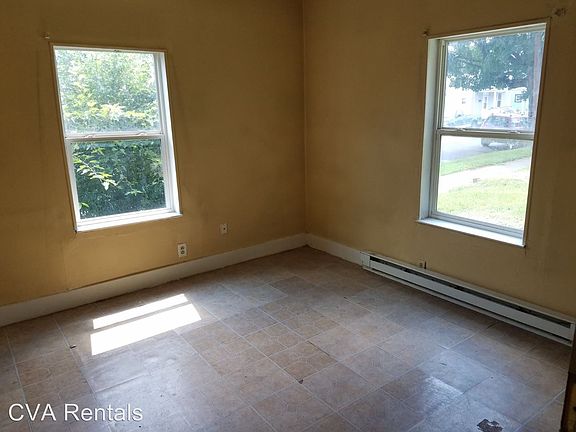 4th image of 1519 13th St